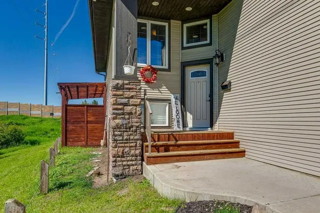 84 Windermere Close, Red Deer 4