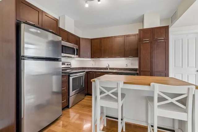 3820 Brentwood Rd #908, Calgary 5