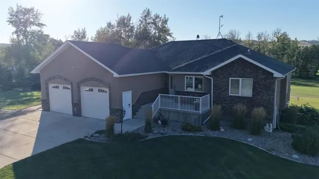 22070 Range Road 270, Beazer 3