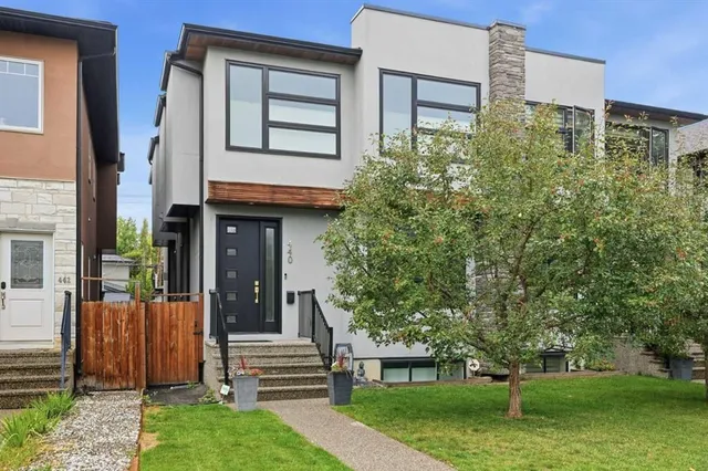 440 26 Ave, Calgary