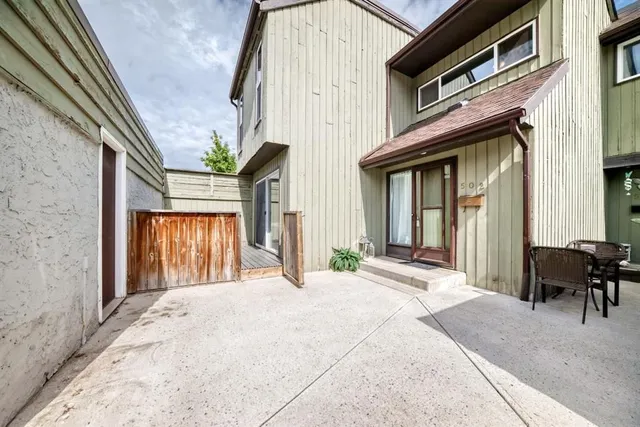 5660 23 Ave #502, Calgary 3