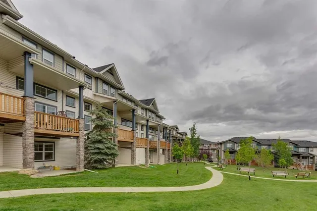 55 Panatella Rd, Calgary 2