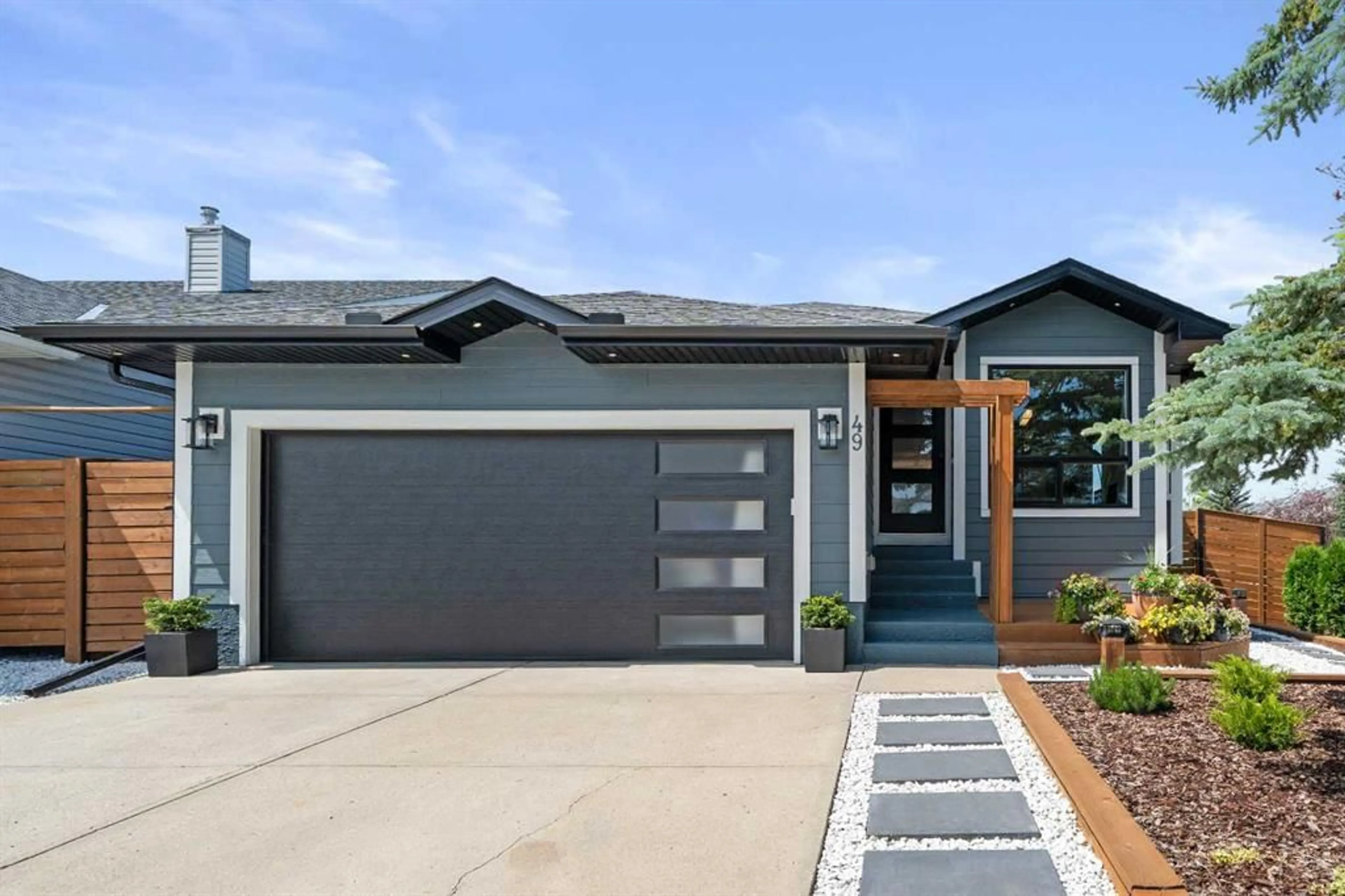 pillar/IMG-A2342983_1.jpg