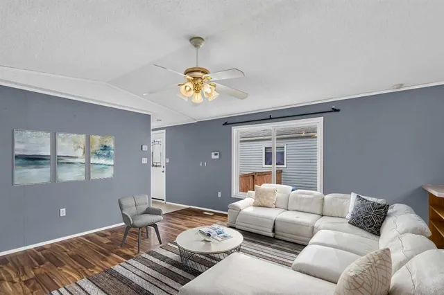 121 Couture Lane, Fort McMurray 5
