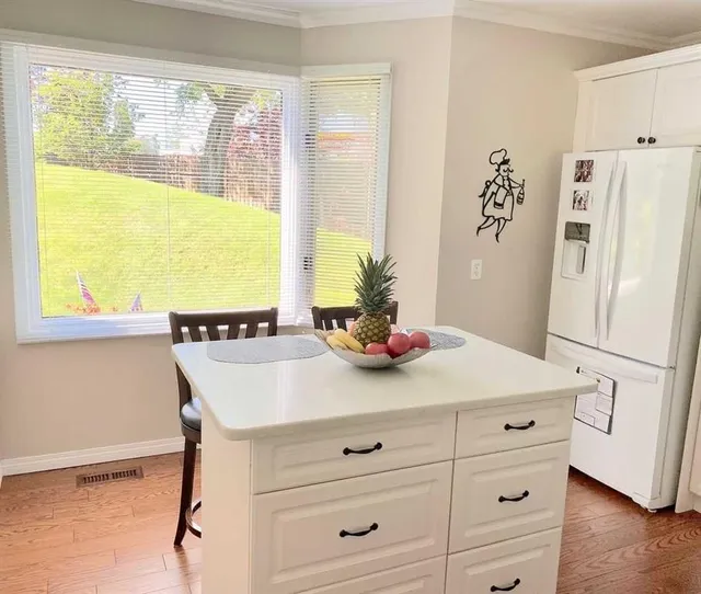 10910 Bonaventure Dr #27, Calgary 3