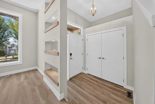 925 7 St, Lethbridge 4