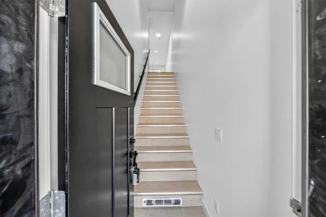 177 148 Ave, Calgary 3