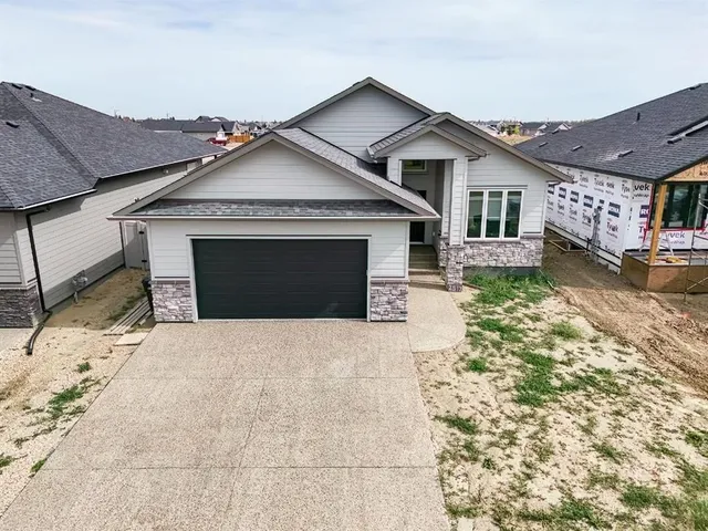 2517 65 St, Camrose 3
