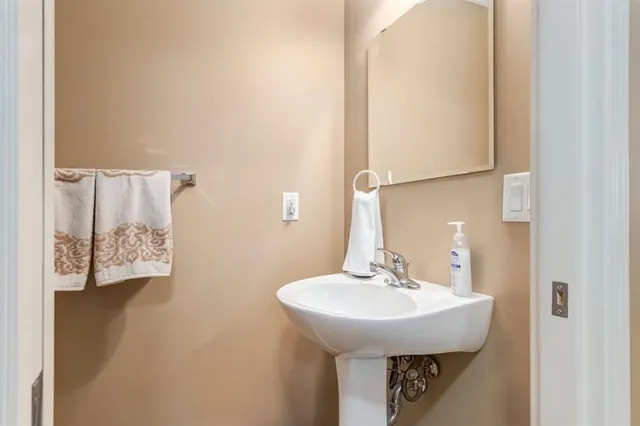 48 Inverness Gate #2134, Calgary 5