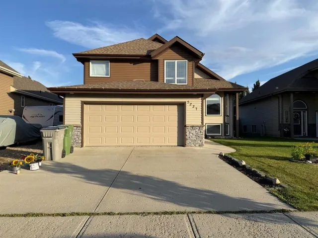 5227 15 St, Lloydminster 2