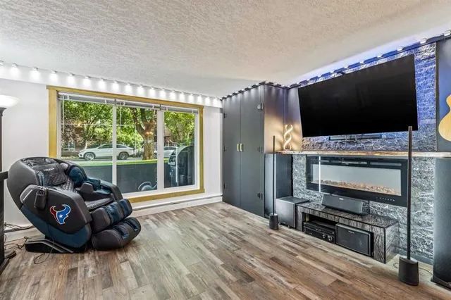 215 25 Ave #101, Calgary 5
