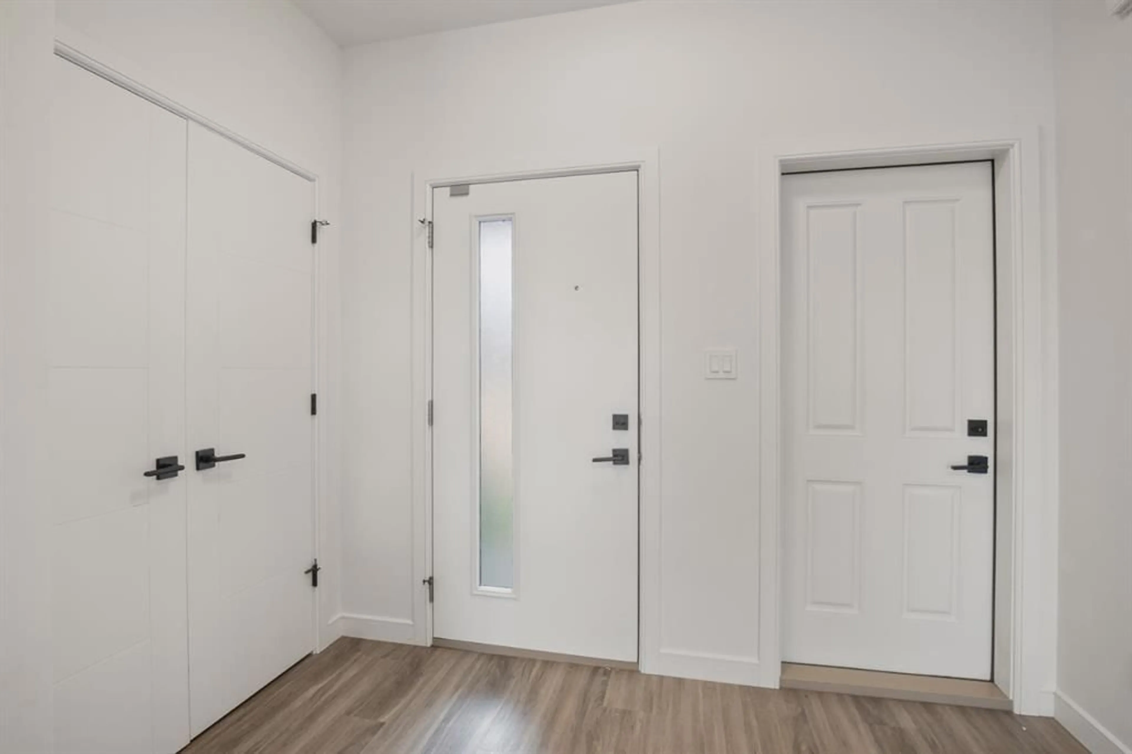 pillar/IMG-A2343212_2.jpg