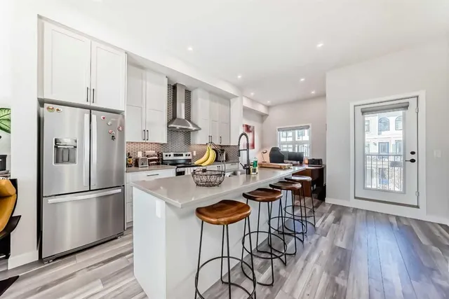 158 Les Jardins Pk, Calgary 4