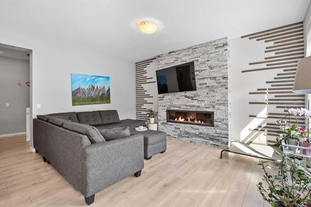 38 Seton Manor, Calgary 5