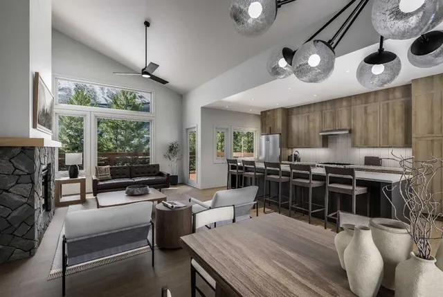 204 Stewart Creek Rise #702, Canmore 2