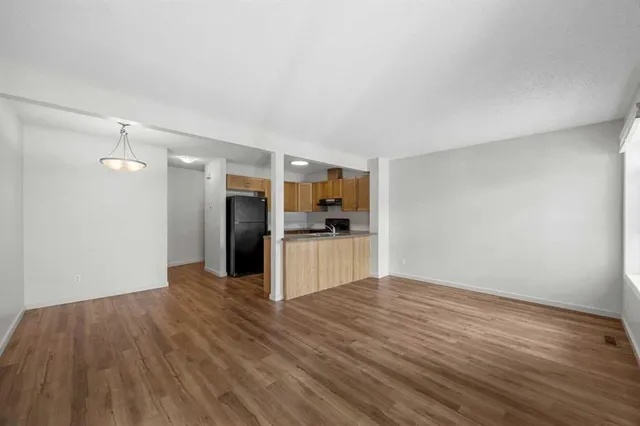 27 Panatella Villas, Calgary 5