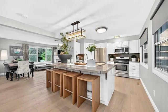 2275 Flanders Ave, Calgary 4