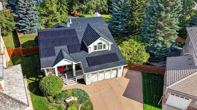 451 Hawkview Manor Cir, Calgary 3