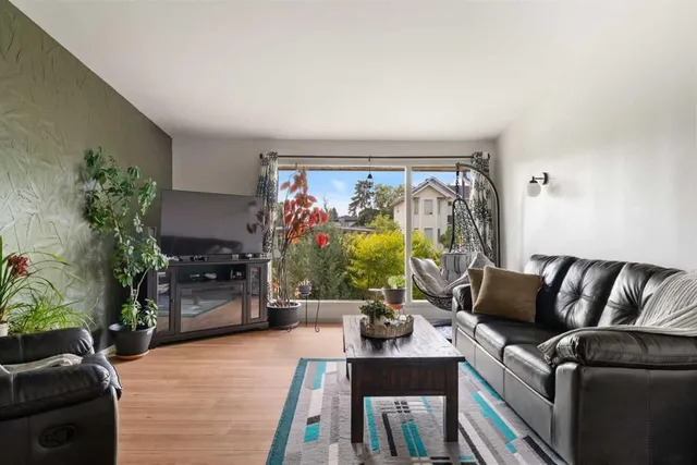 726 68 Ave, Calgary 4