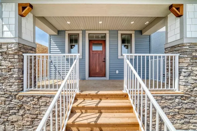 115 Montane Link, High River 2