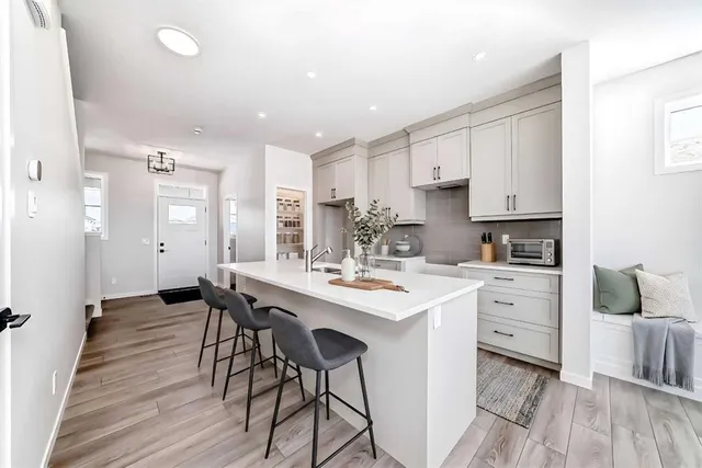 115 Montane Link, High River 4