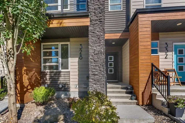 328 Midtown Gate, Airdrie 2