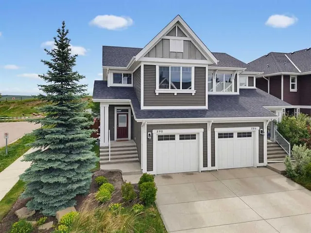 590 River Heights Cres, Cochrane 2