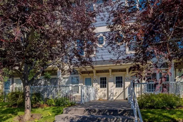 26 Auburn Bay Common, Calgary 3