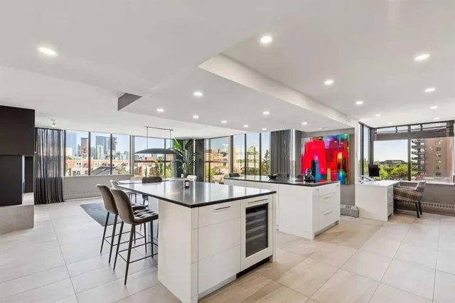 318 26 Ave #508, Calgary 5