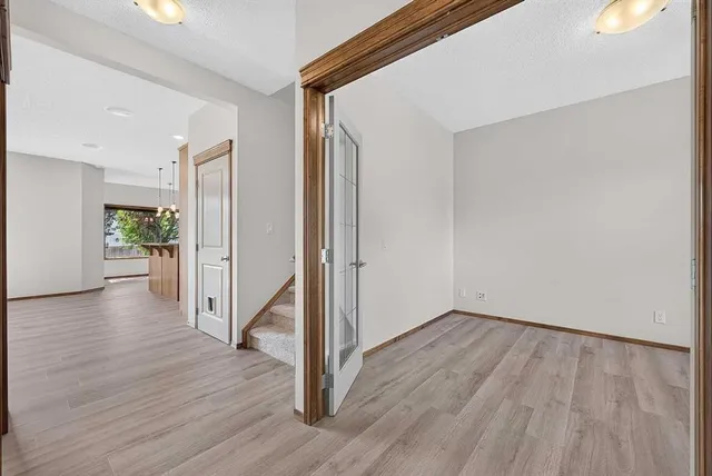 249 Elgin Manor, Calgary 5
