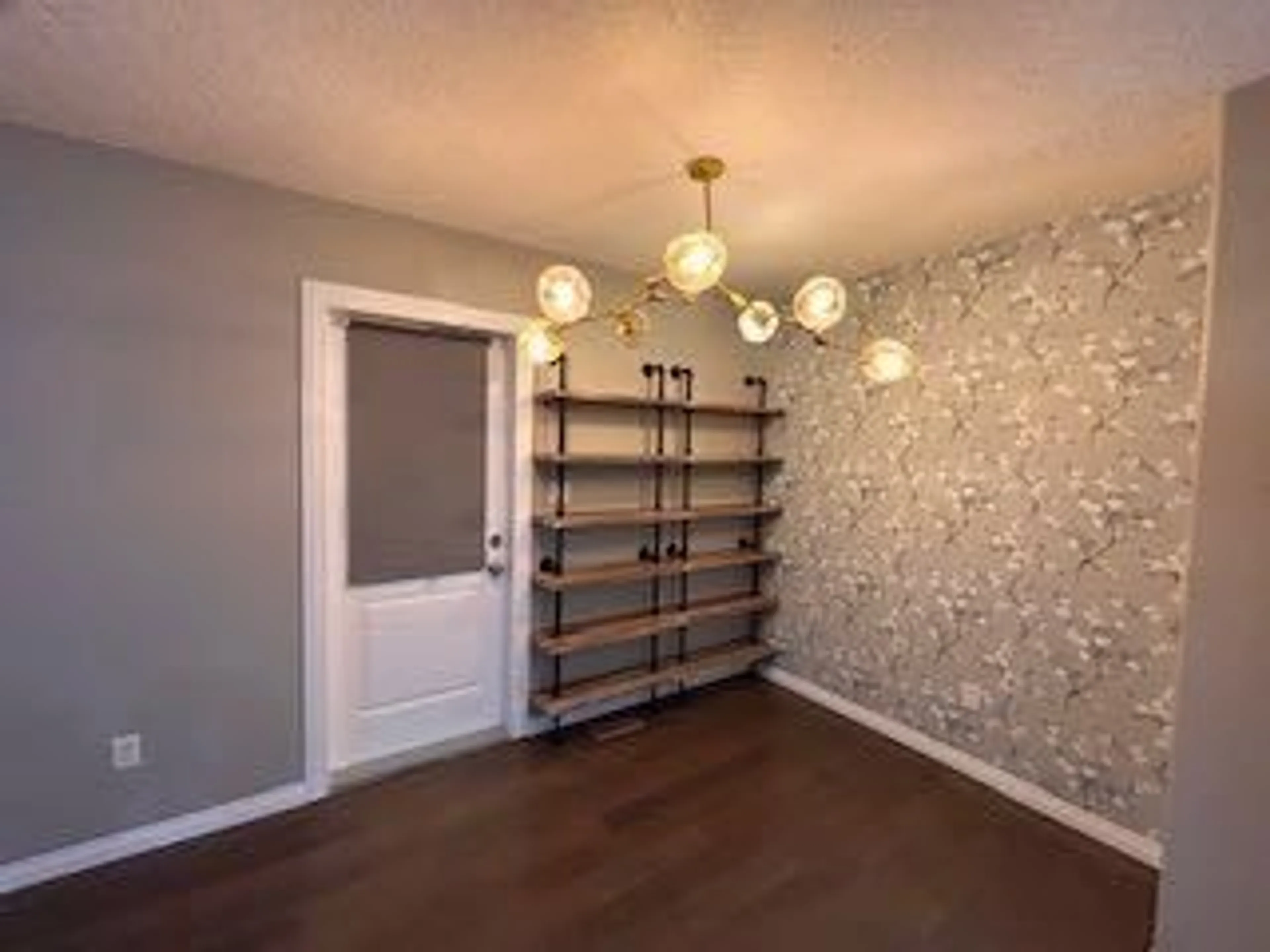 pillar/IMG-A2343753_4.jpg