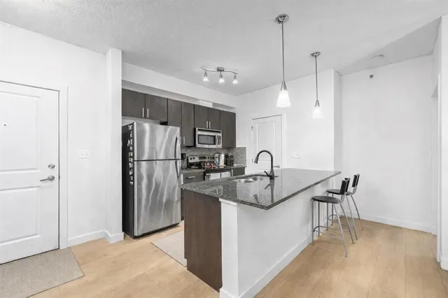 11 Millrise Dr #427, Calgary 4