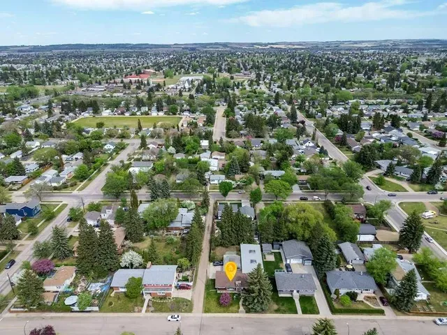 3515 43A Ave, Red Deer 5