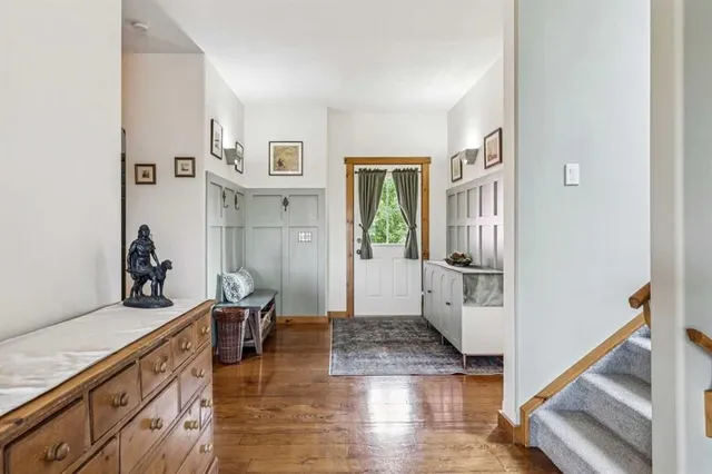 122 Hidden Creek Hts, Calgary 4
