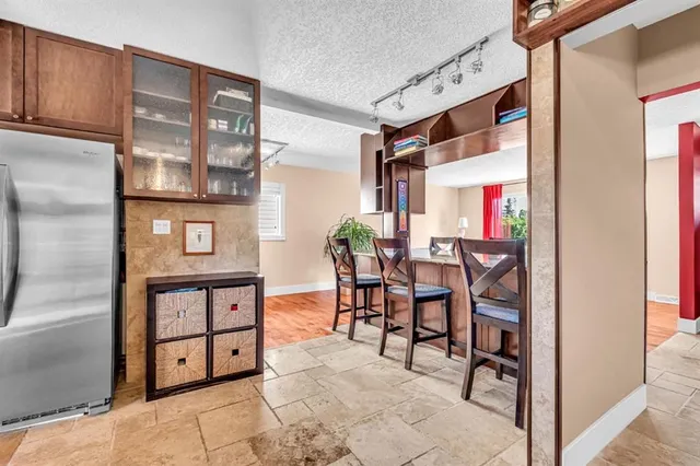 7207 Fleetwood Dr, Calgary 3