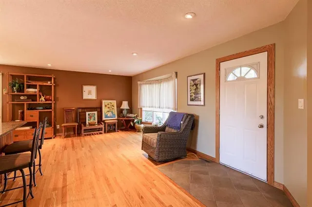 346 Rundleview Dr, Calgary 5