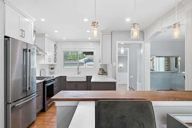 5008 Valiant Dr, Calgary 3