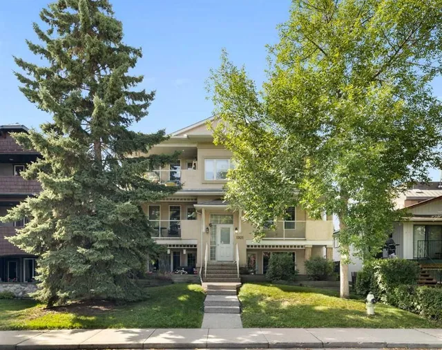 1921 25 St #302, Calgary 2