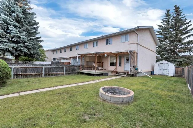 1 Dixon Cres, Red Deer 2