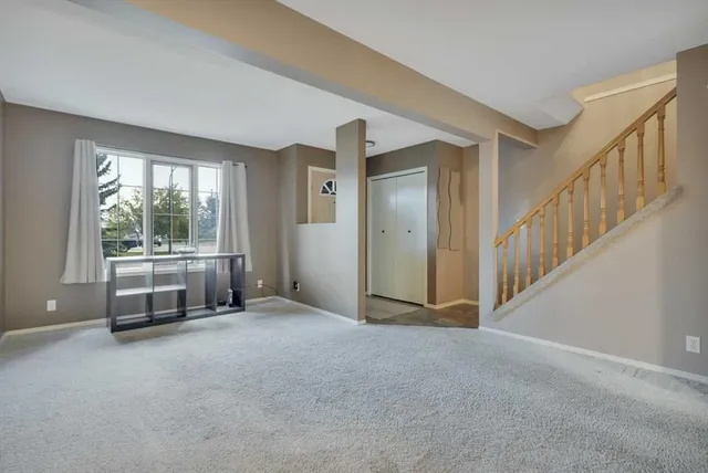 1 Dixon Cres, Red Deer 3