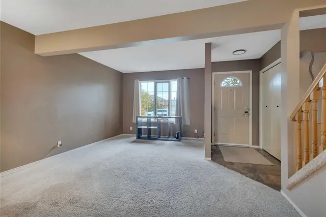 1 Dixon Cres, Red Deer 4