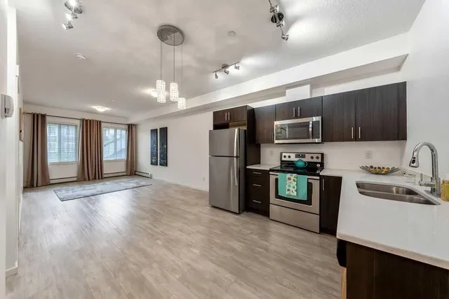215 Legacy Blvd #2221, Calgary 2