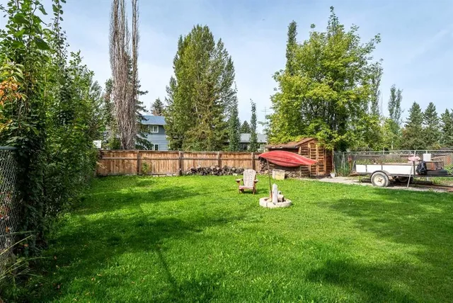 813 8 Ave, Three Hills 5