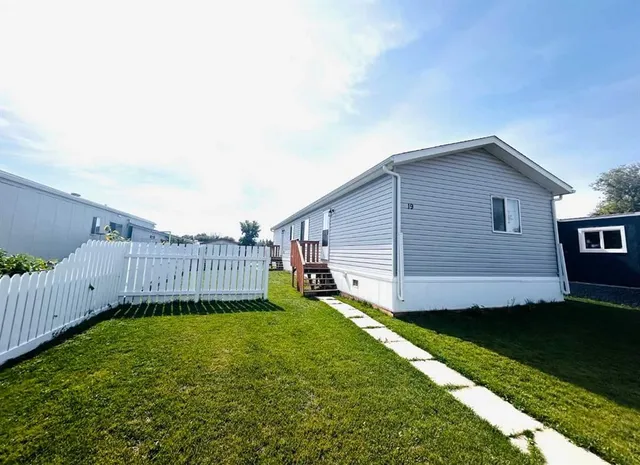 19 Eastbrook Dr, Brooks 2
