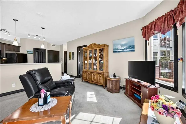 30 Royal Oak Plaza #218, Calgary 5