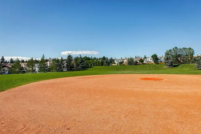 2634 Signal Hill Hts, Calgary 2