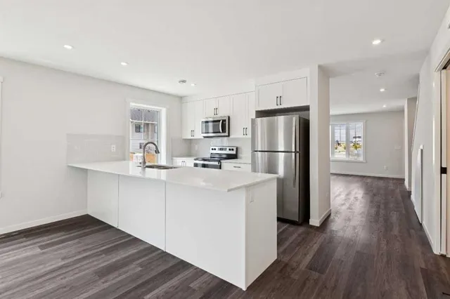 40 Livingston Parade #202, Calgary 5