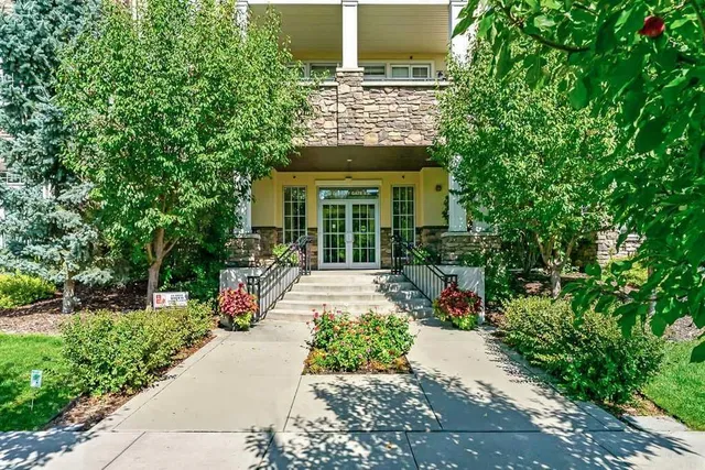 39 Quarry Gate #205, Calgary 4