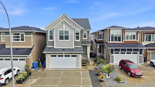 288 Corner Meadows Manor, Calgary 2