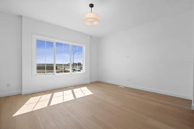 2248 Waterbury Rd, Chestermere 3